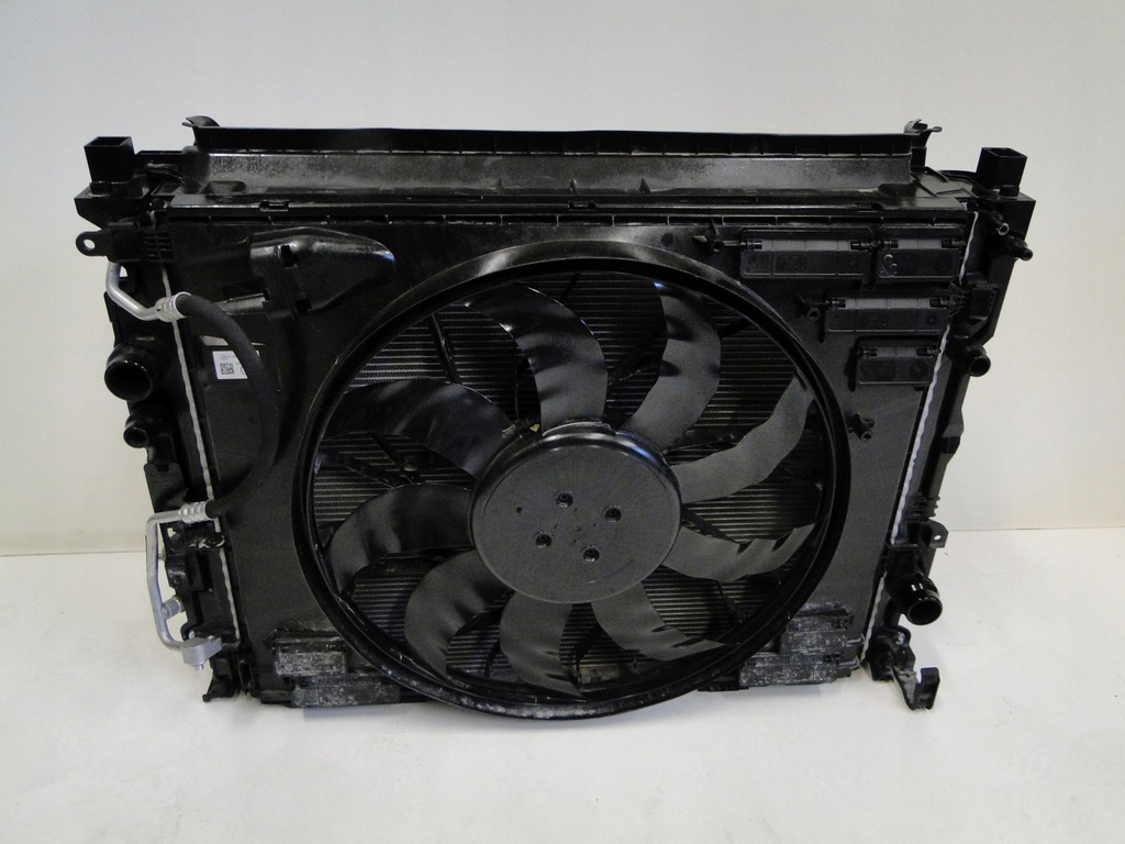 фото №7, Mercedes pas передній радіатор комплект glc 254 x254 гібрид hybrid