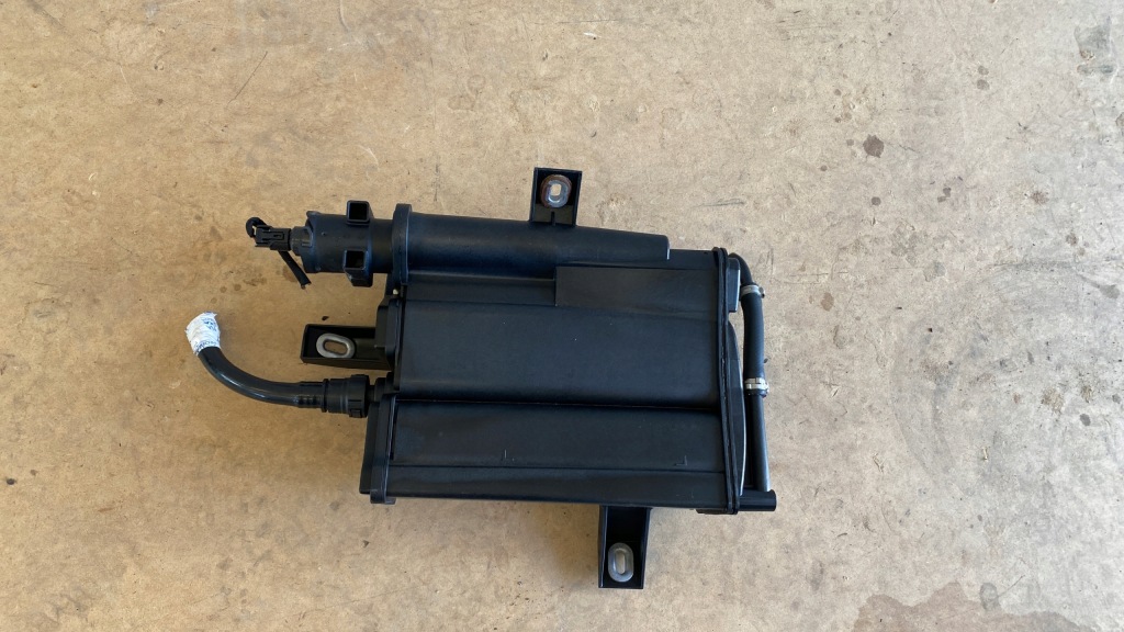 фото №1, Фільтр вугільний mercedes s w221 cl w216 2214700659