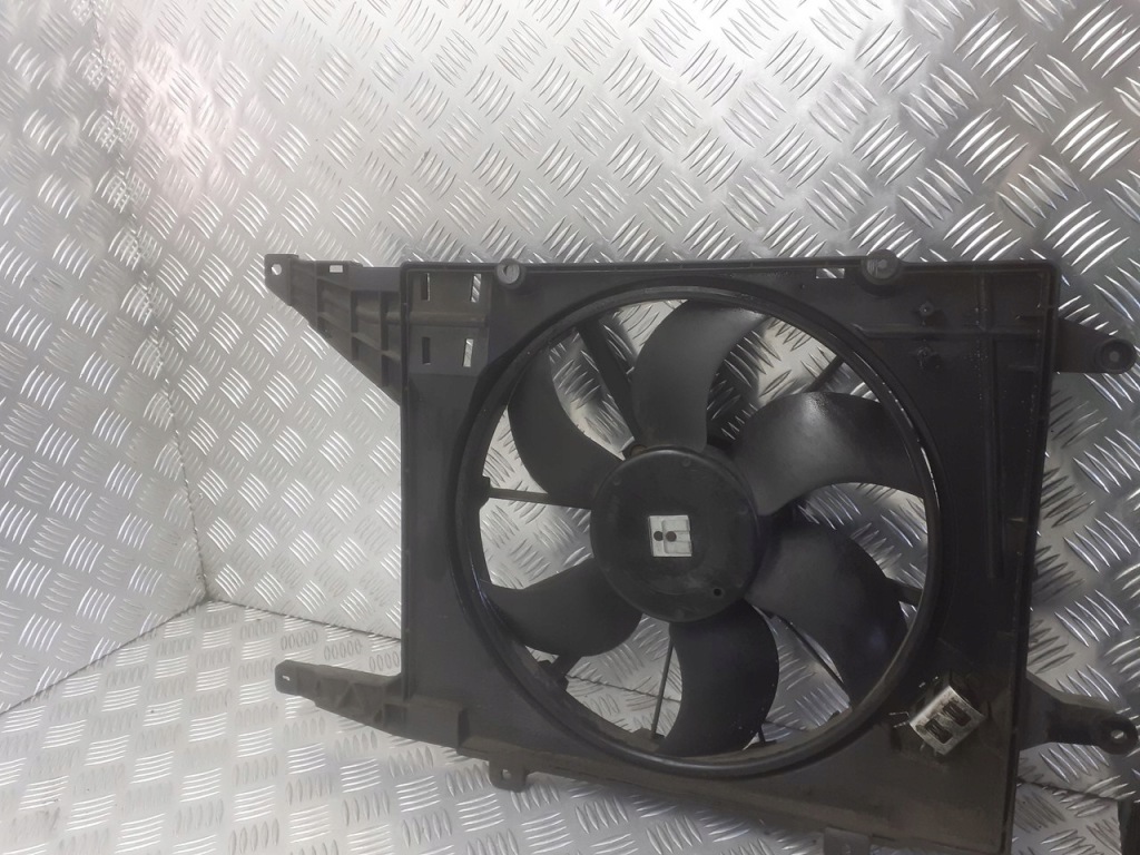 Купити Вентилятор радіатора renault megane 1 2.0 9020906