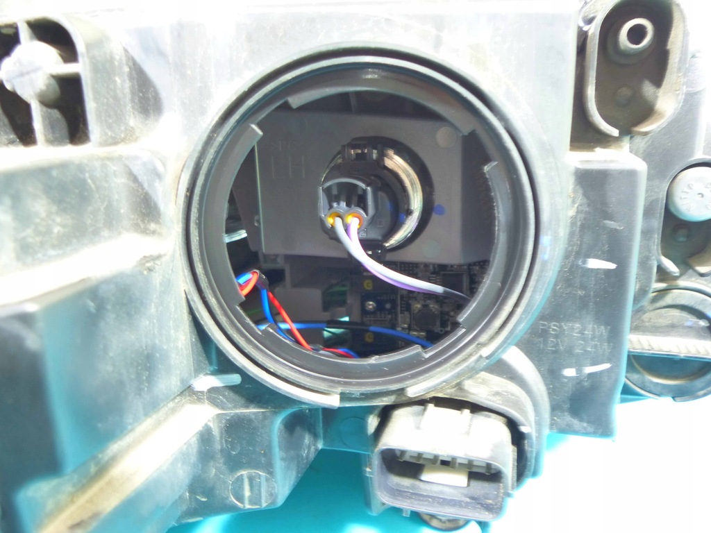 фото №14, Фара левый bixenon поворотный led thema ii 11- eu