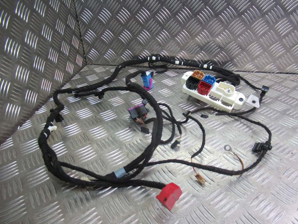 фото №1, Audi r8 v10 электропроводка жгут консоли панели