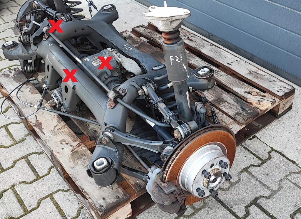 фото №1, Поворотний кулак ступиця важіль привідний вал лівий задня bmw f22 f23 f30