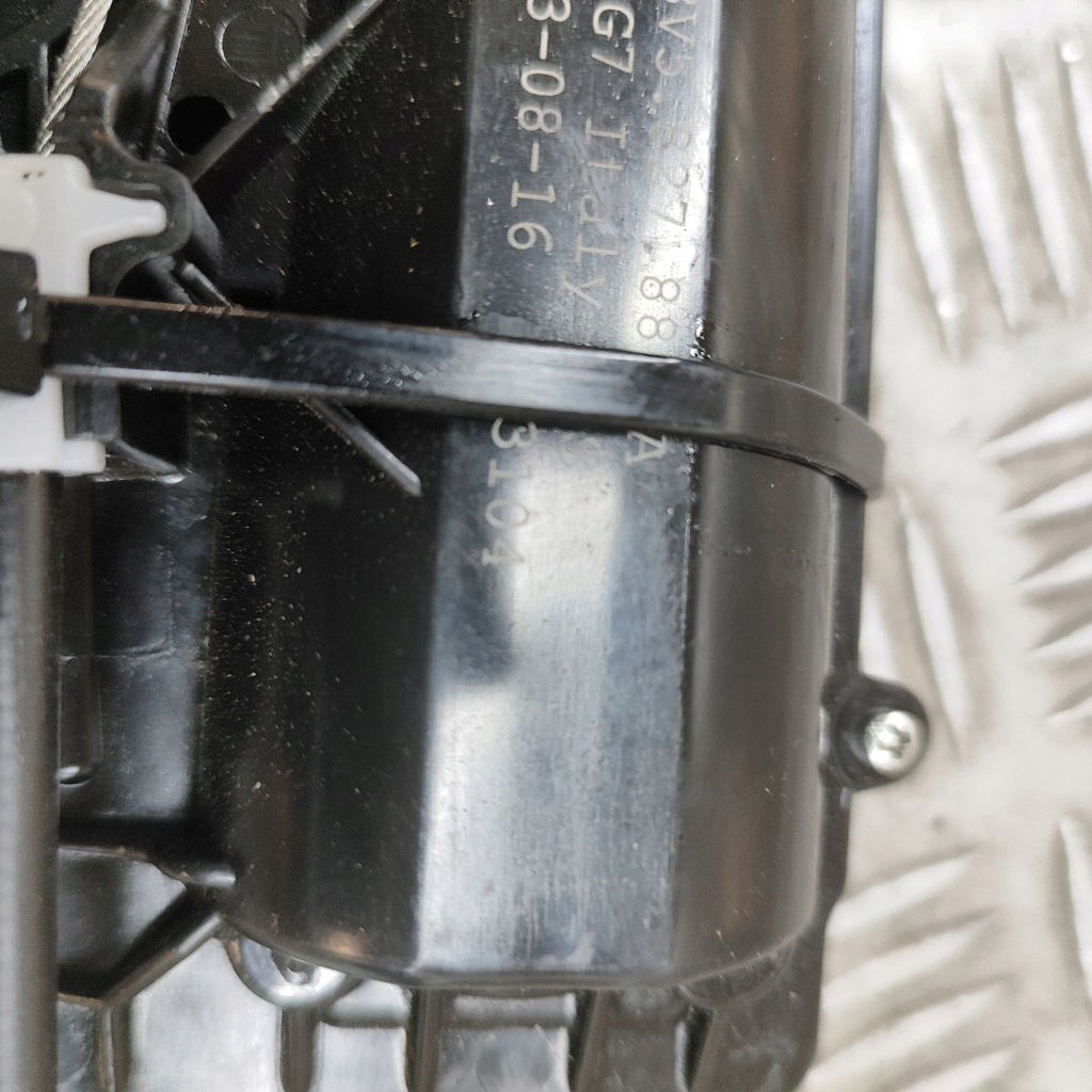 фото №7, Audi a4 s4 b9 8w 2017 замок крышки задний / багажника