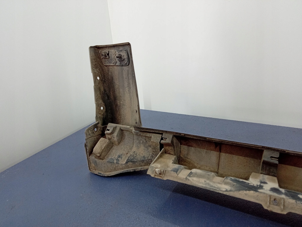 фото №9, Mitsubishi outlander i молдинг порог правая