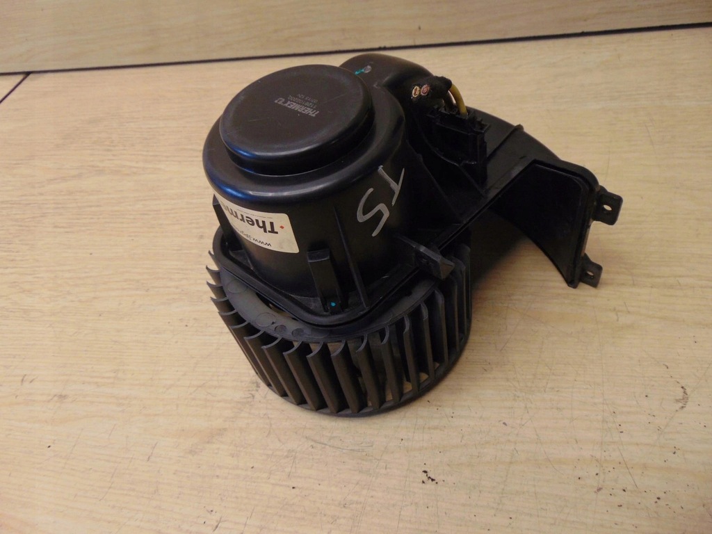 фото №1, Повітродувка обігрівача vw transporter t5 europa