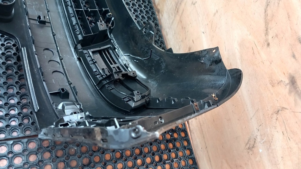 фото №11, Vw touran i caddy iii бампер перед