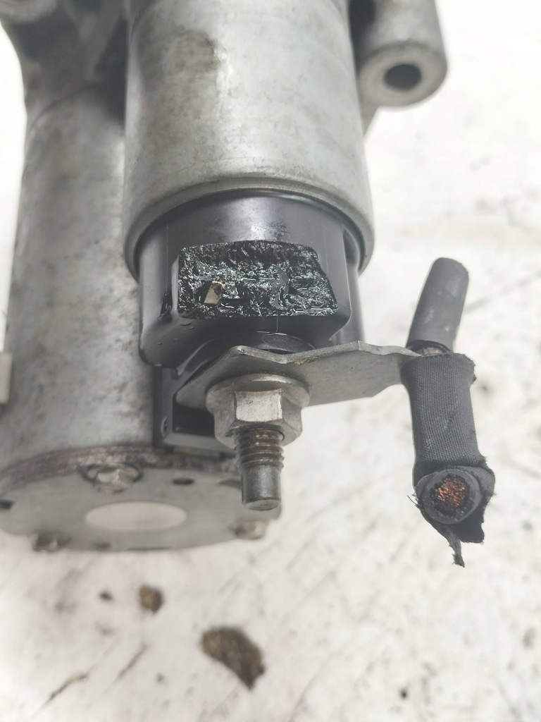 Стартер 9671530880 428000-8332 1.6 vti thp peugeot 3008 1 2008- с Разборки