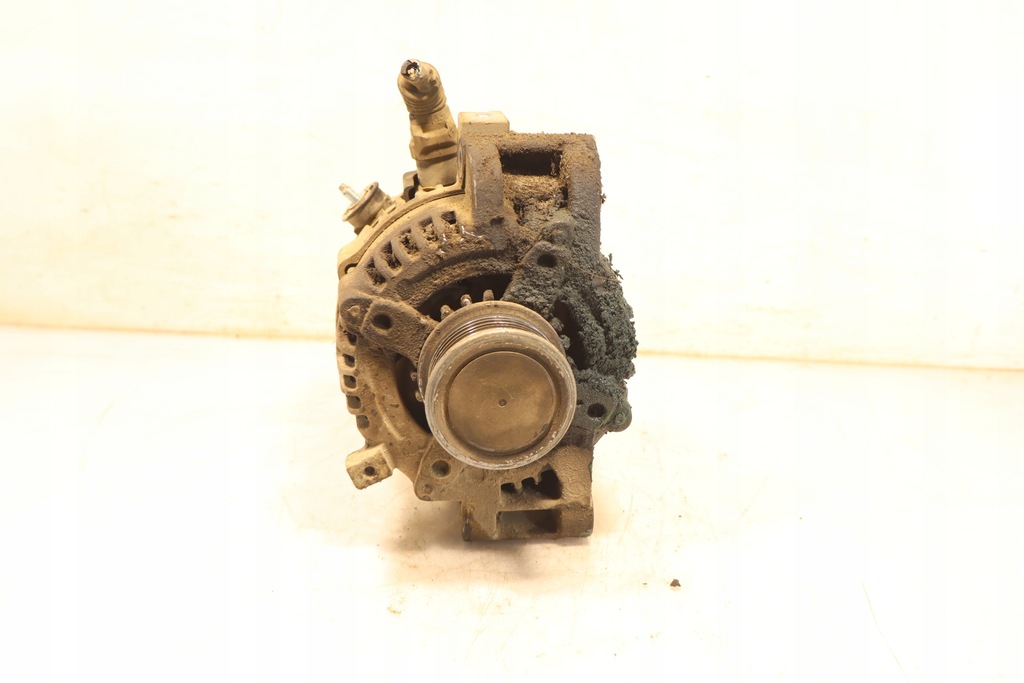 фото №1, Генератор toyota verso lift 2.0d-4d