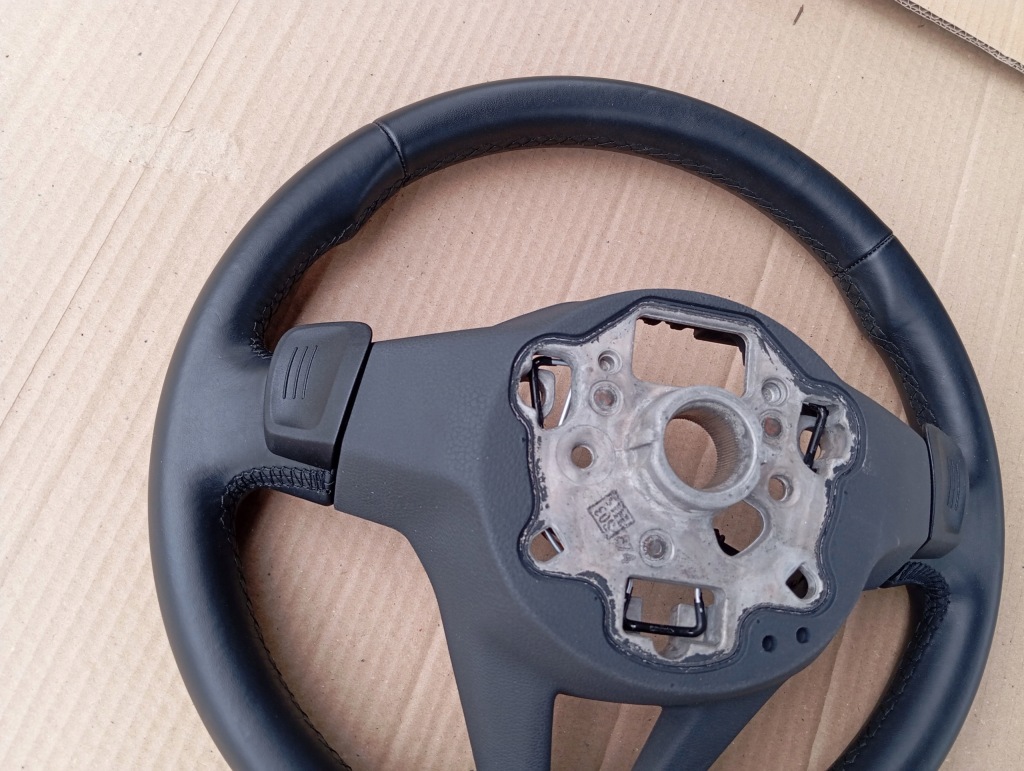 фото №14, Vw golf viii 8 5h0 passat b8 lift tiguan воздуховод кожа + лепестки переключения