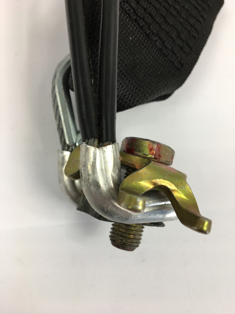 Клипсы ремней безопасности задние mercedes w124 sedan 1248601696 с Разборки