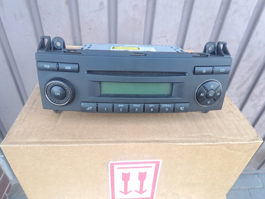 фото №2, Mercedes sprinter 906 rok 2013 автомагнитола a9069006001