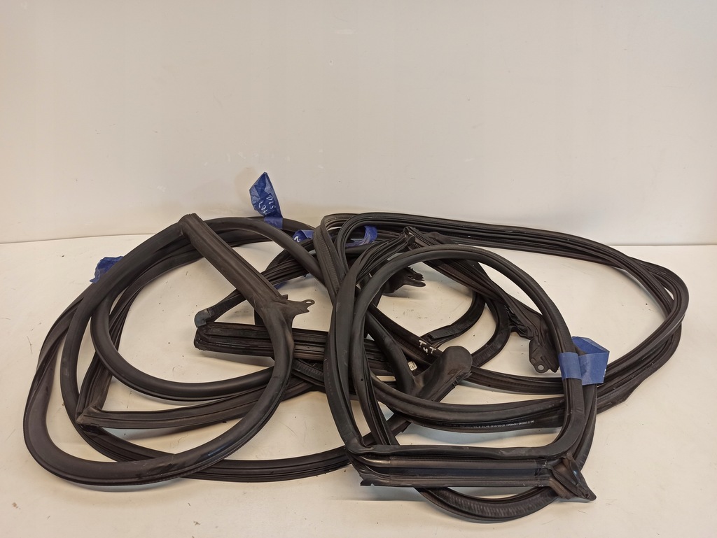 фото №1, Прокладка audi a5 8w sportback двері кришки