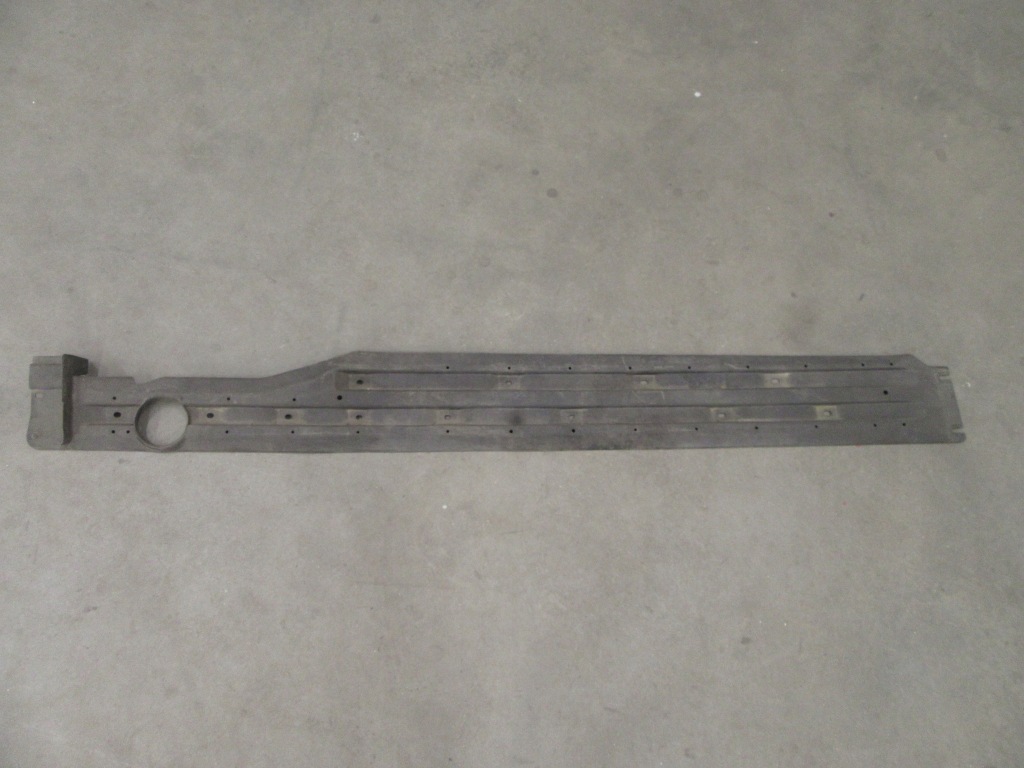 фото №1, Молдинг кронштейн поріг ліва bmw e38