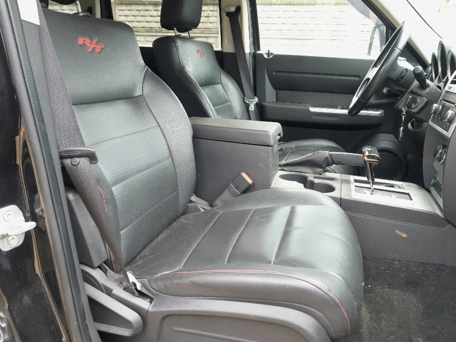 фото №3, Dodge nitro r/t 2007- сиденья подогрев заднее сиденье салон r / t europa