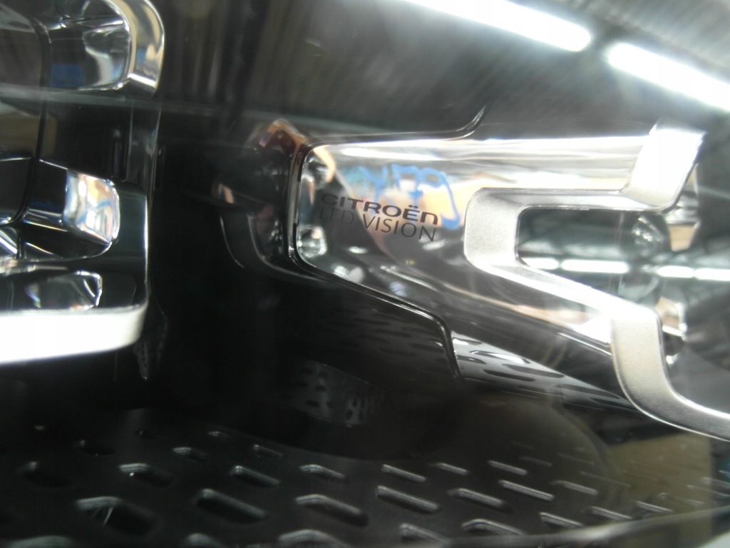 фото №8, Citroen c5 aircross bdb full led лампа передня права перед