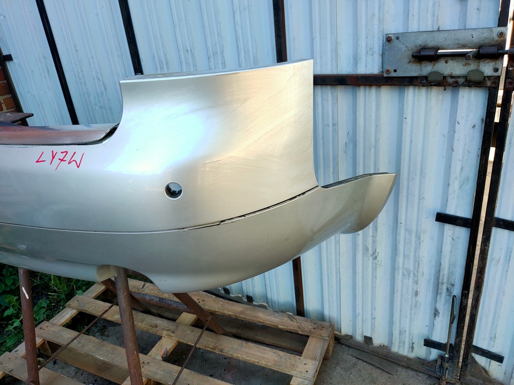 фото №11, Бампер задняя audi a4 b6 kombi ly7w 2 трубы