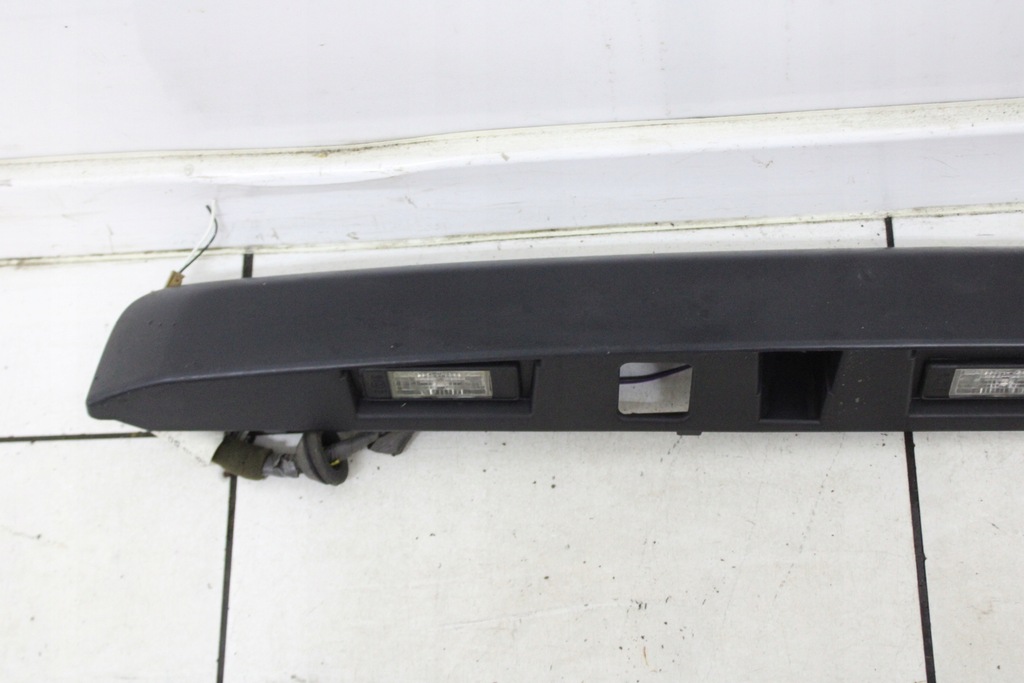 фото №5, Nissan nv200 nv 200 09r- накладка крышки багажника задняя молдинг