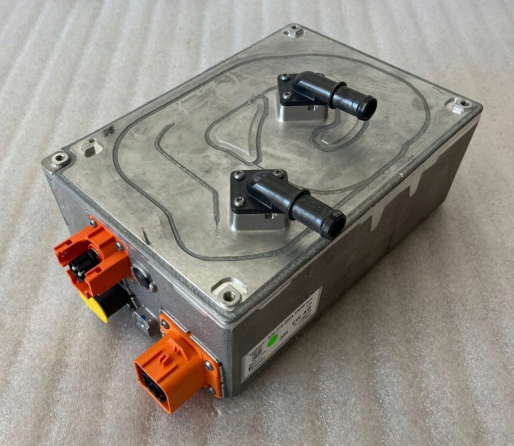 фото №1, Зарядное устройство аккумулятор vw 3j0915684a