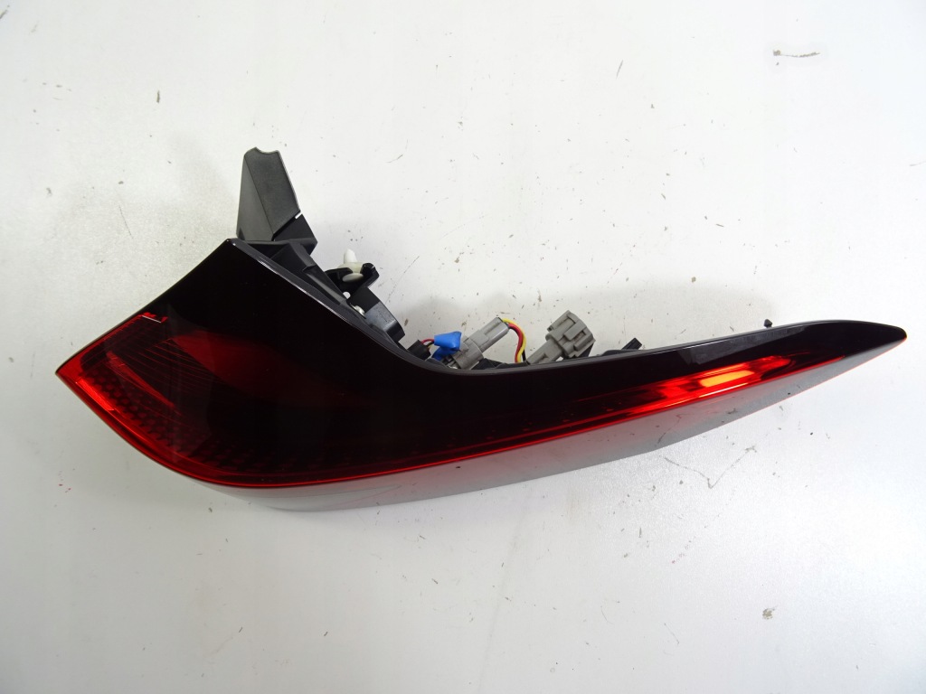 фото №11, X-trail iv t33 1.5 vc-t e-power лампа задня права задня led 2022/09 -