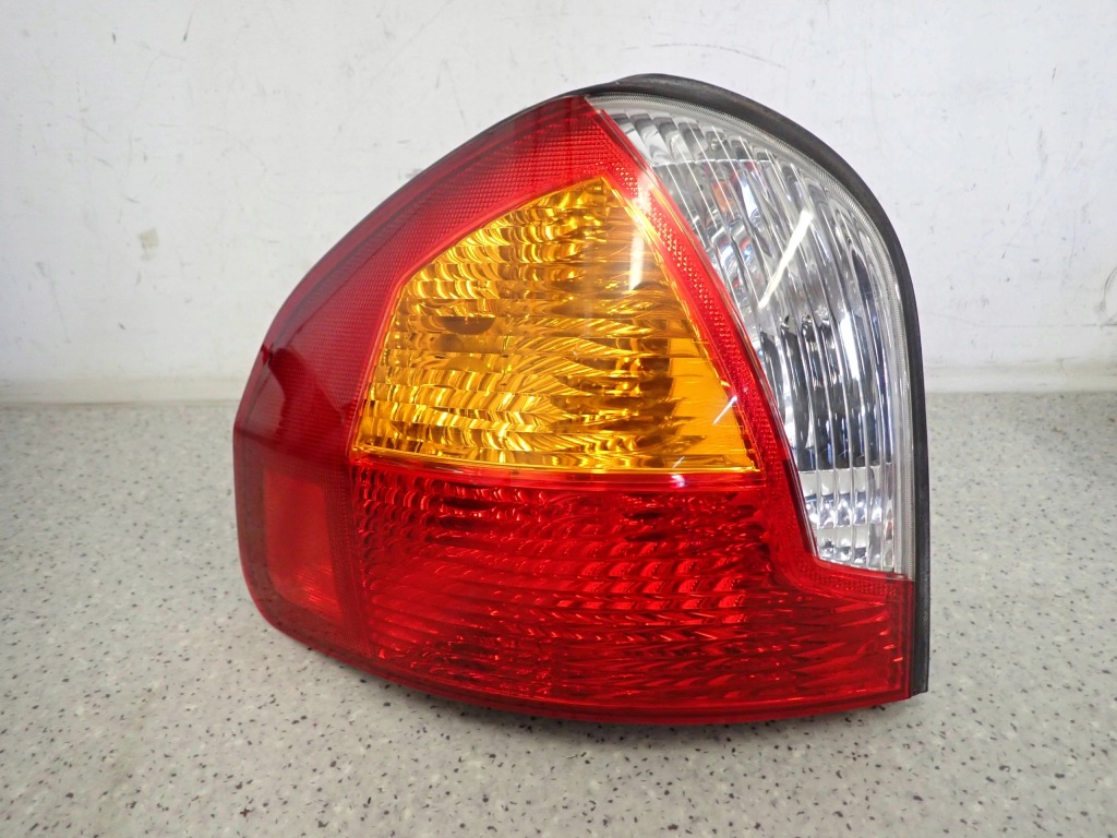 фото №1, Hyundai santa fe 00-03 лампа задняя левая