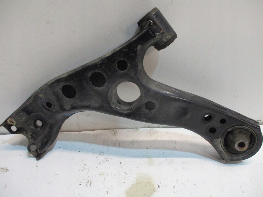 фото №5, Рычаг правый левый lexus ux ux250 1,8hyb