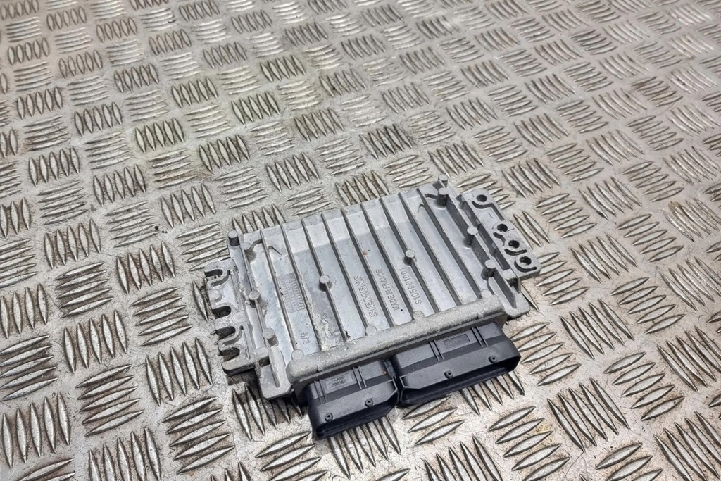 фото №3, Бортовий комп'ютер двигуна ecu mini cooper r50, r53 s118012001l 1.6l бензиновий 2003