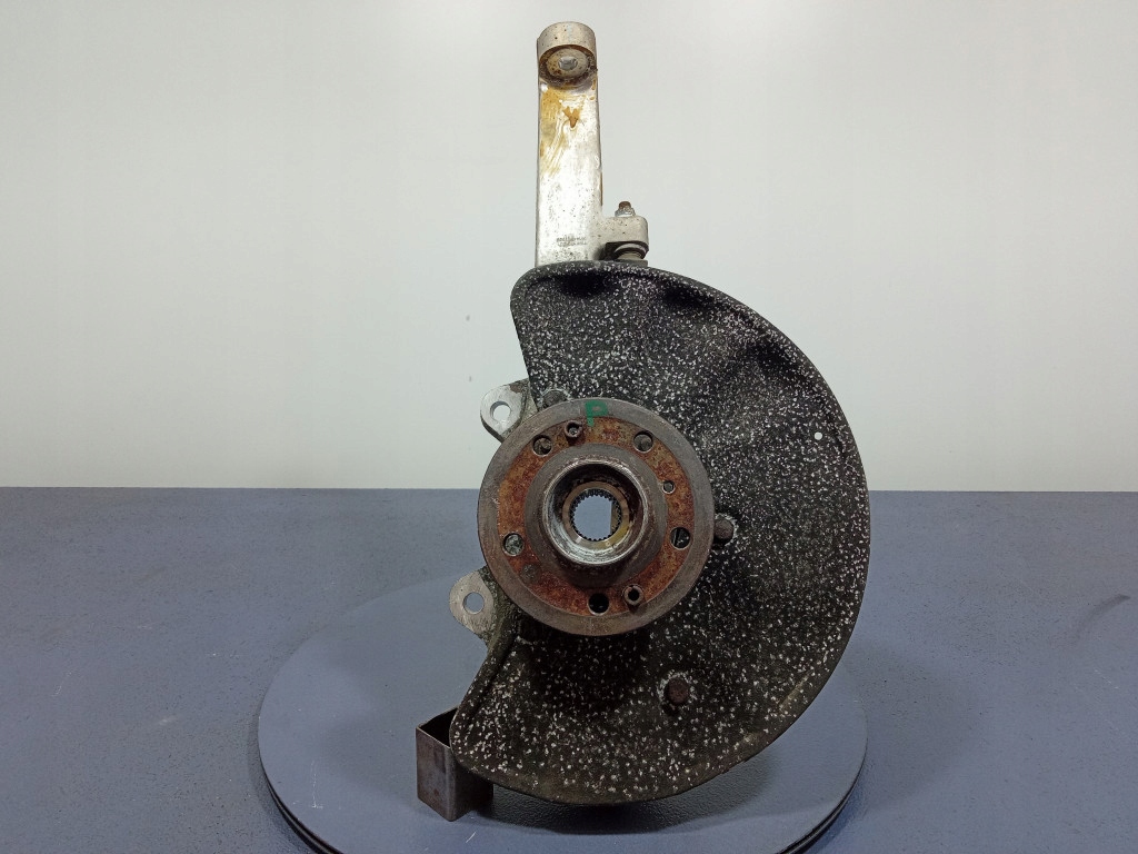 фото №1, Mercedes gls x166 gle w166 поворотный кулак перед правая ступица 16610