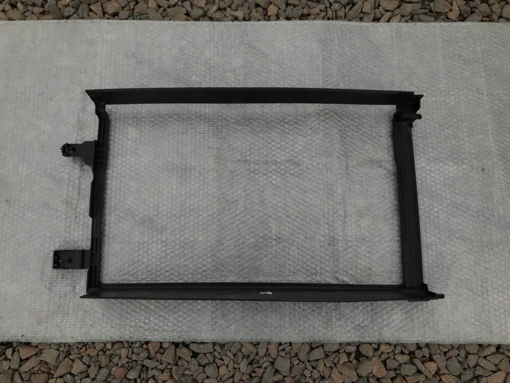 фото №1, Dacia duster ii воздуховод воздуха рамка 17-