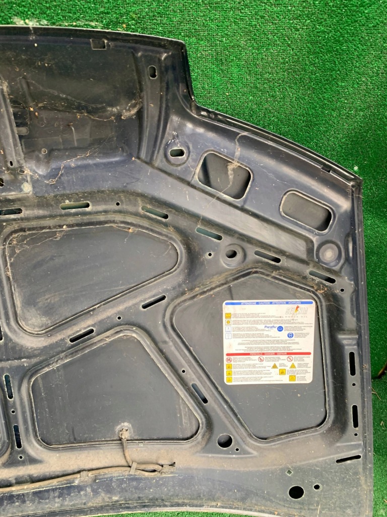 Купити Кришка передня капот двигуна fiat punto 2 438 wwa