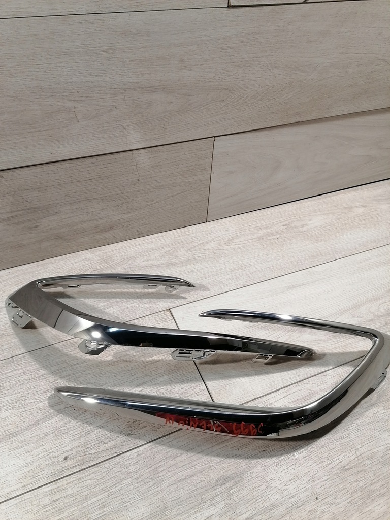 фото №1, Scenic iv накладки бампер перед 261a22356r