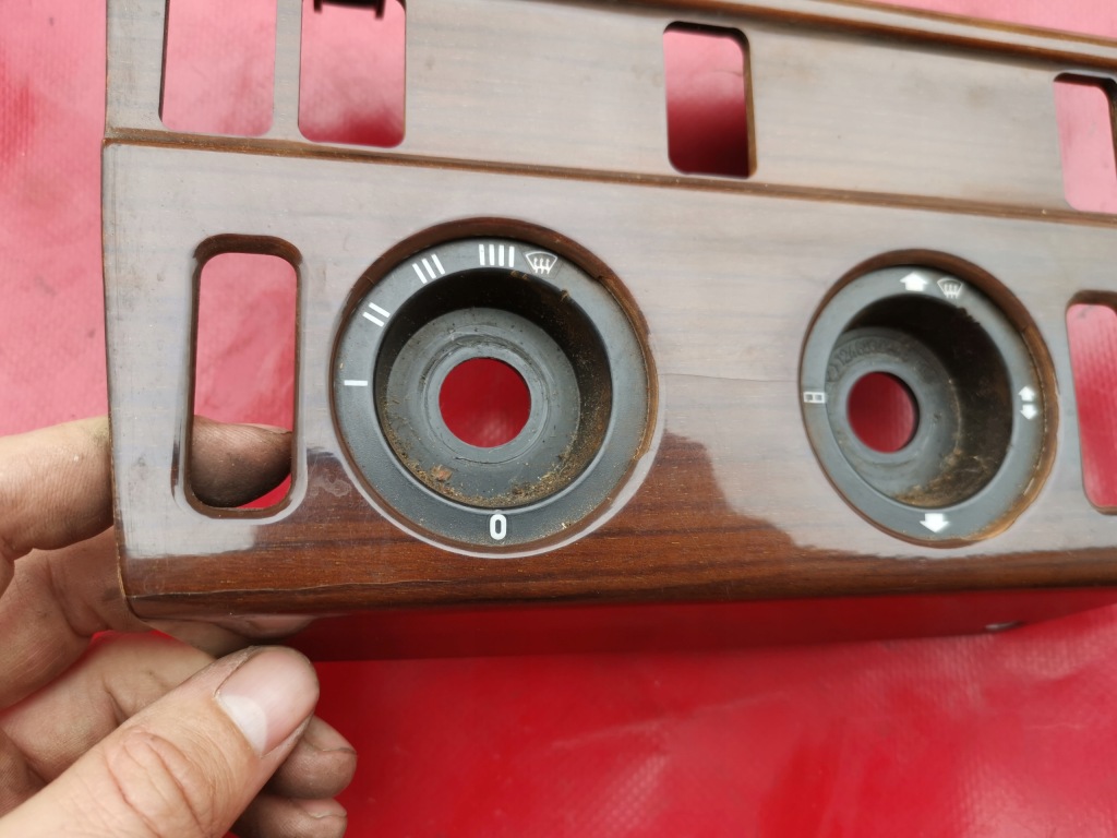 фото №6, Mercedes w124 drewno панель обдув dekor