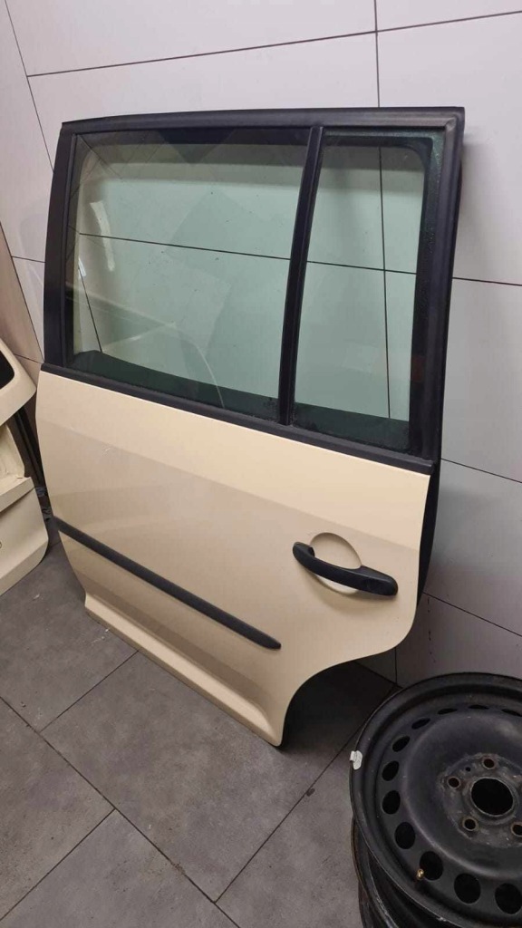 фото №2, Двері лівий задня vw touran ii 11-15 r115