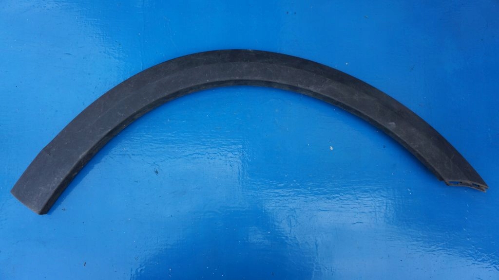 Купить Volvo v60 ii cross country молдинг накладка крыла 31463753 правый перед