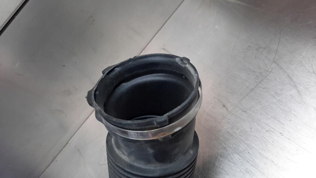 фото №8, Wąż труба турбіни 31338661 volvo v40 xc40 ii 2.0 d4