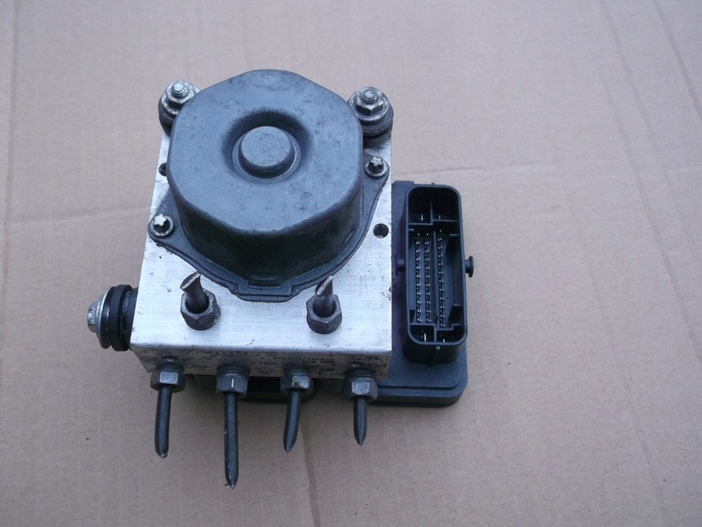 фото №1, Renault dacia насос abs