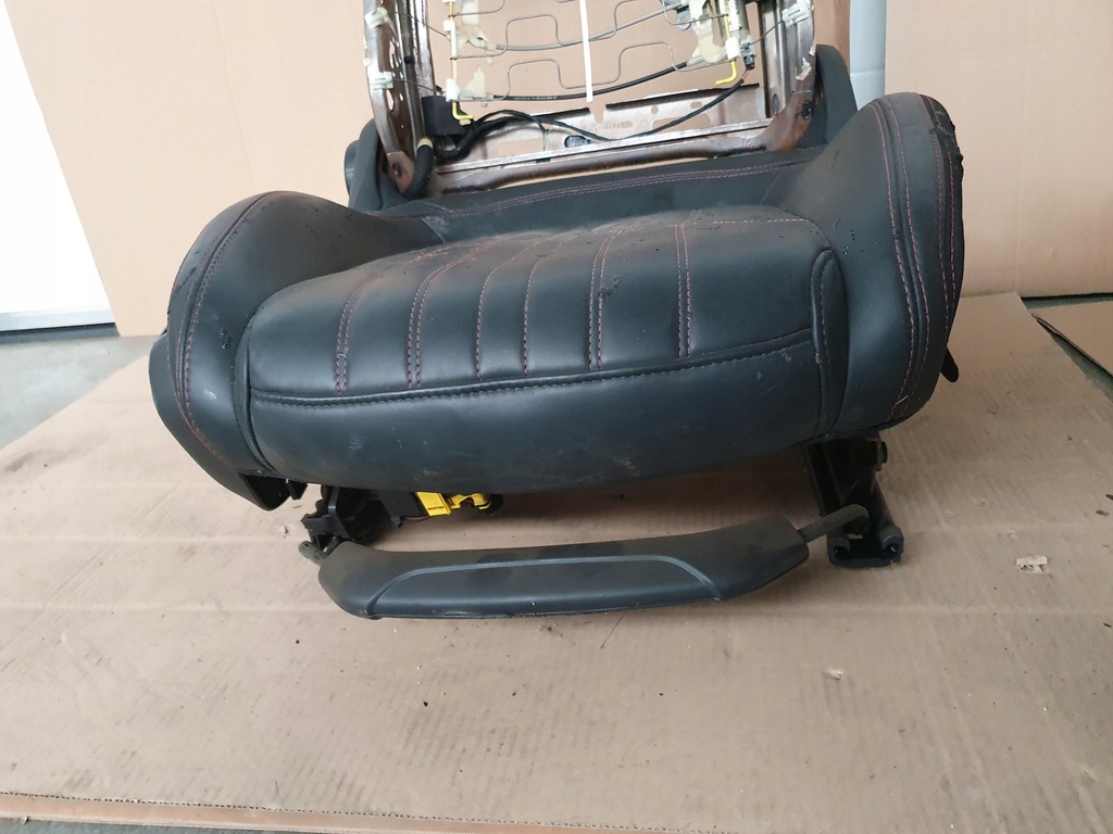 фото №6, Сидіння правий перед шкіра пам'ять моторчик захист peugeot 308 ii gt line