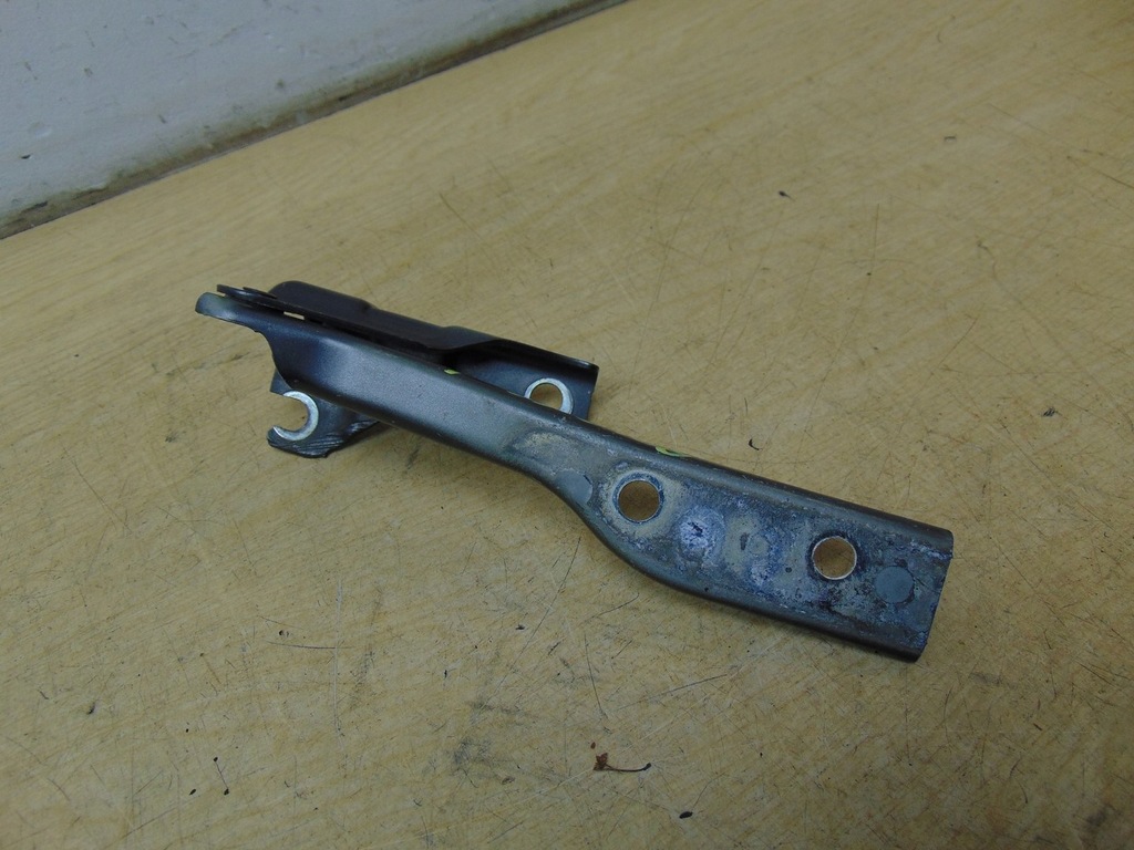 фото №6, Петля капот лівий vw polo v 6r 6r0823301a