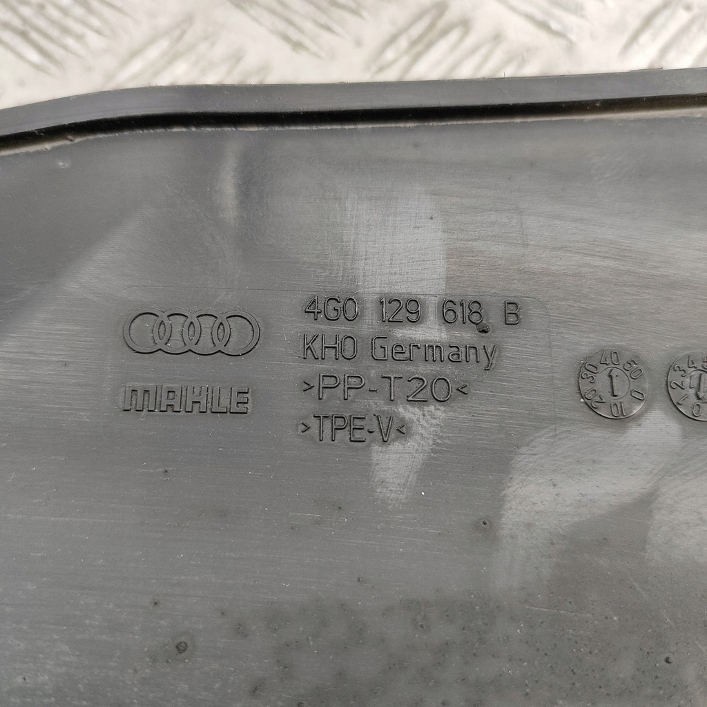 фото №7, Audi a6 s6 c7 4g 2012 часть трубы впуска воздуха