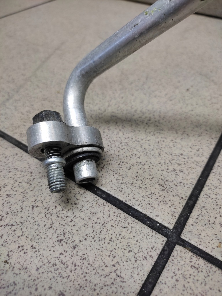 фото №5, Opel signum 2.2 d шланг трубка кондиционера