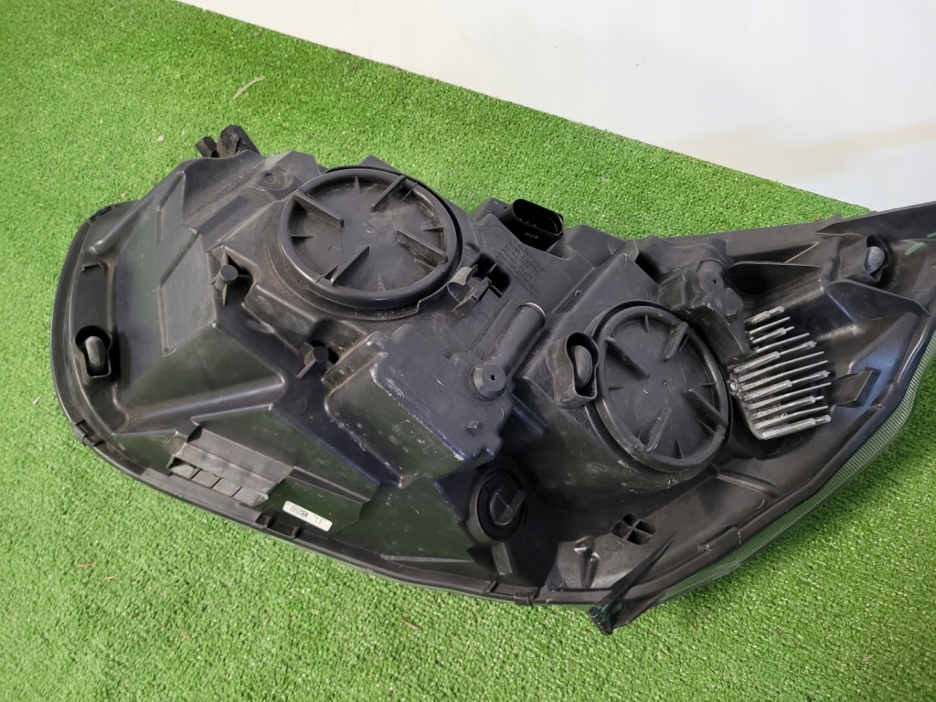 Купить Ford transit custom рестайлинг  фара правый  левая фара линза обычная led