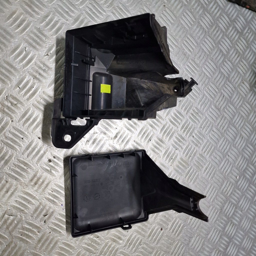 фото №8, Корпус коробка запобіжників renault laguna iii