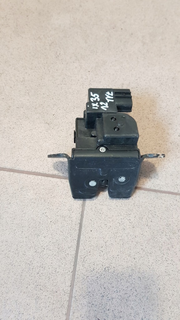 фото №1, Ix35 замок крышки задняя 81230-2s000