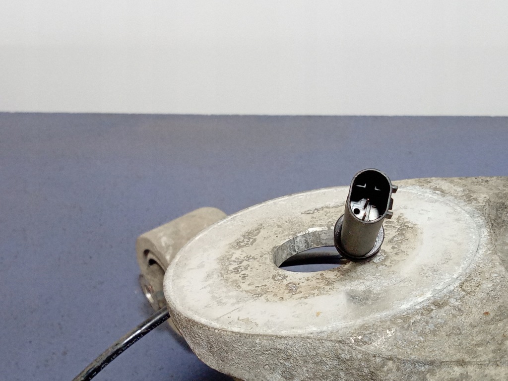 фото №4, Bmw x5 f15 2.0d поворотний кулак права задня ступиця