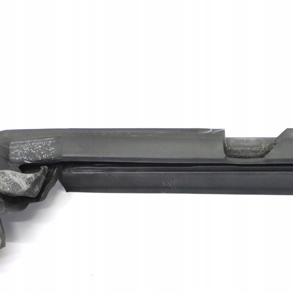 фото №12, Mercedes c117 внутренняя прокладка стекло дверь правый задняя a1177350265