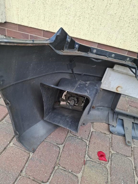 фото №14, Бампер передний mitsubishi outlander i демонтаж kompletny 01-08+wlot нижний