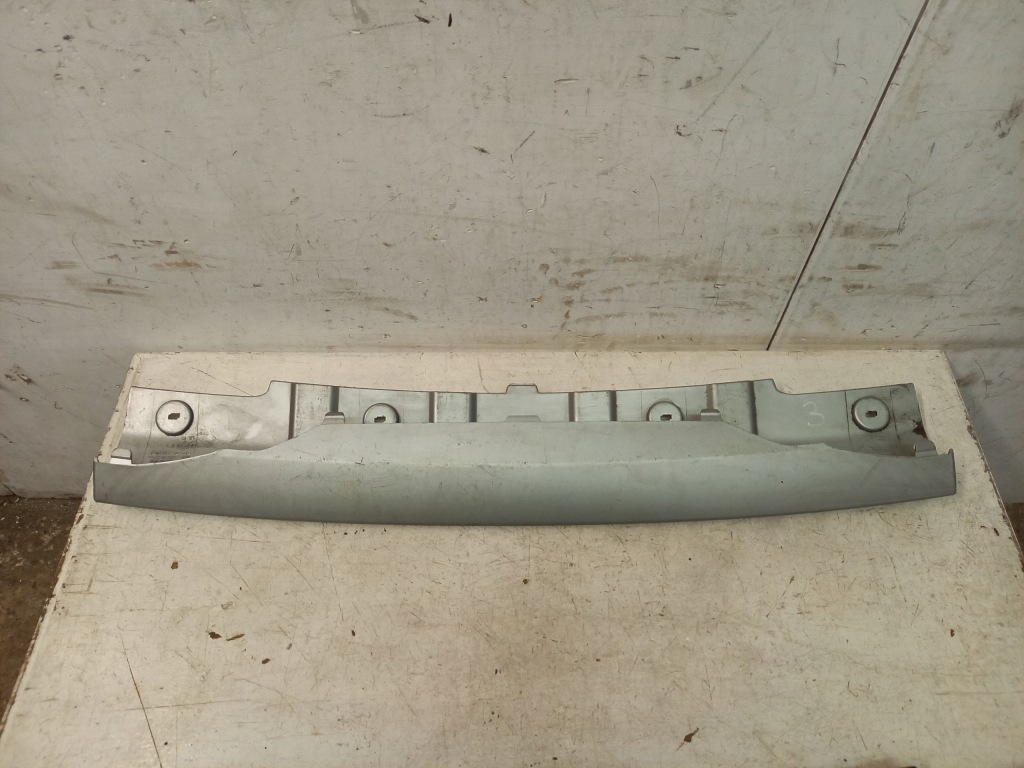 Land raver discovery 4 l319 рестайлинг  решётка радиатора накладка накладка w бампер перед Киев