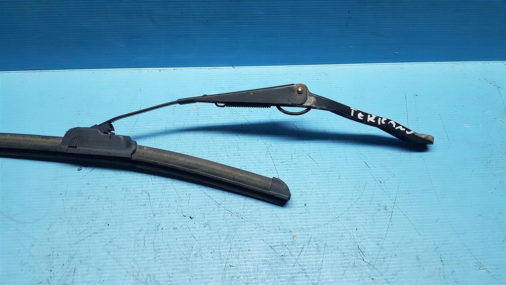 фото №1, Terrano ii рычаг дворники задняя