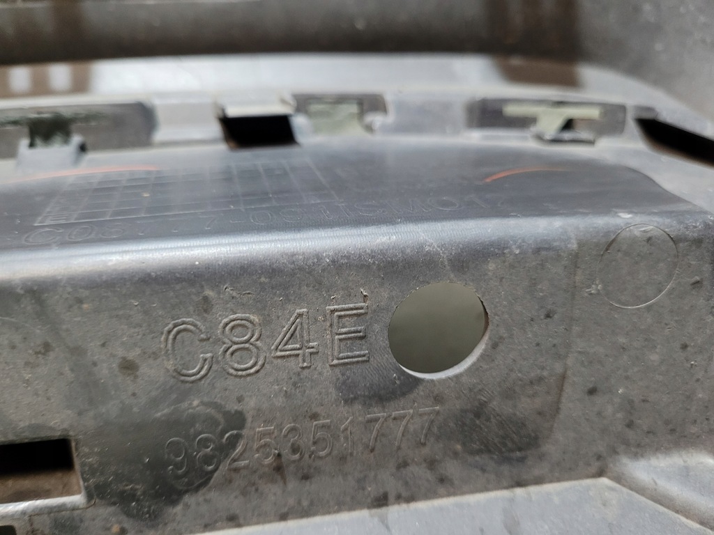 фото №11, Citroen c5 aircross бампер tył-dokładka pdc