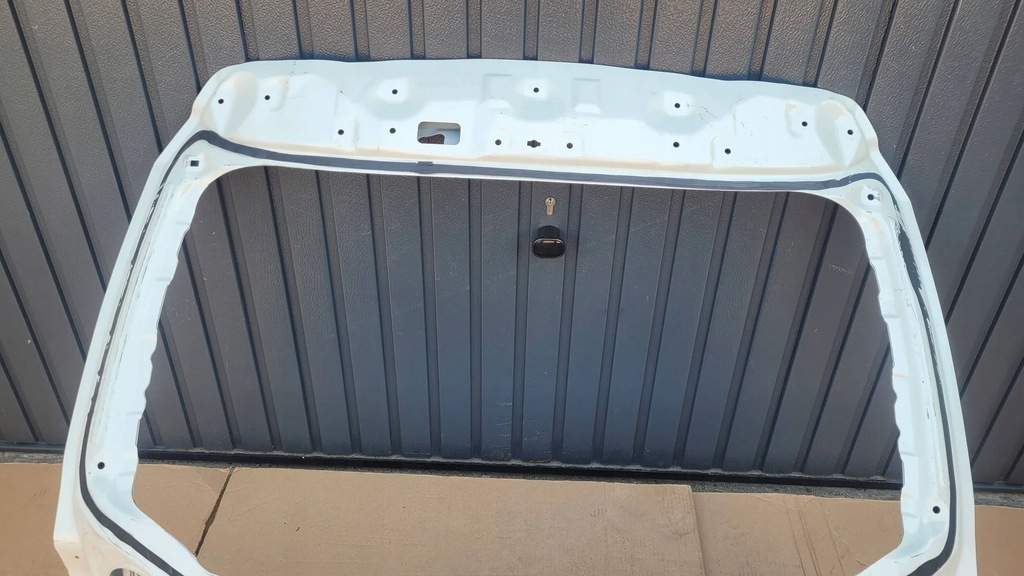 фото №2, Toyota ch-r chr 16- крышка багажника задняя багажника