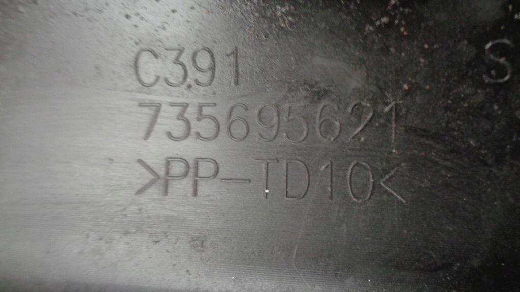 Бампер fiat 500 рестайлинг  fl 2015- задний задняя под pdc в Украине